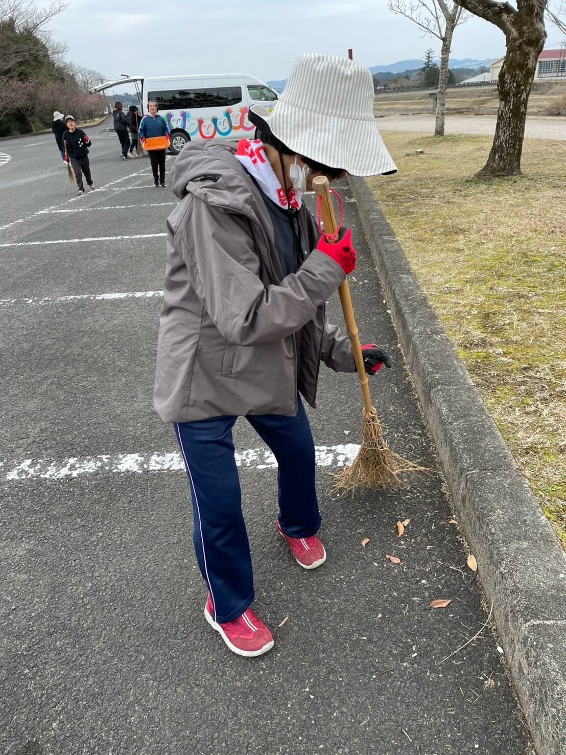 生活介護はぴねす　公園清掃